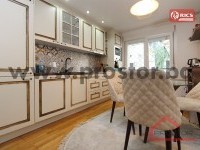 10 Kuhinja i trpezarija sl1