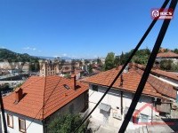 9-Pogled-sl1