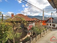 Pogled, sl. 1
