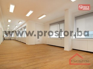 Renovated bussines premises 270 sqm near the Presidency Sarajevo - FOR RENT