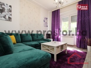 Namješten adaptiran dvosoban stan pored Unitic-a, Marijin Dvor