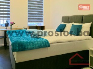 KRATKOROČNO IZDAVANJE!! „Zeleni“ apartman u samom Centru Sarajeva u neposrednoj blizini Baščaršije sa privatnim parking mjestom, Stari Grad