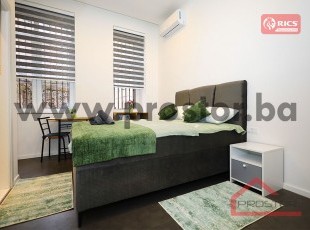 KRATKOROČNO IZDAVANJE!! „Zeleni“ apartman u samom Centru Sarajeva u neposrednoj blizini Baščaršije sa privatnim parking mjestom, Stari Grad