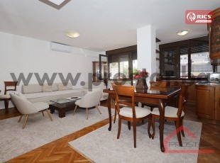 Beautifully Furnished Two-Bedroom Apartment with Private Parking, Across from the National Theatre – City Center