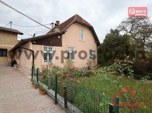 Semi-furnished or Fully Furnished Six-Bedroom House with Private Garden and Parking Spaces in an Excellent Location, Gornji Kovačići