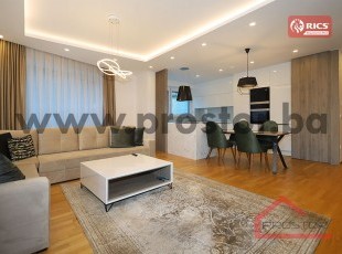 Modern Furnished Two-Bedroom Apartment in a New Building with Garage, City Center – Soukbunar