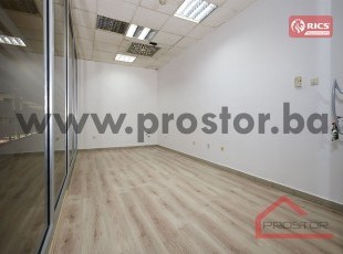 Poslovni prostor, 16m2, Lukavica