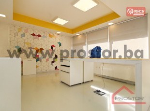 Moderan poslovni prostor pored Medicinskog fakulteta, ul.Čekaluša