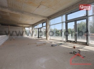 Representative 97 m² Commercial Space on the Ground Floor of a Modern Medical and Business Building Under Construction