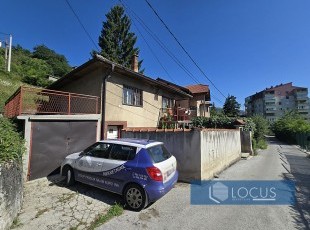 A move-in house on a plot of 200m2 in an attractive location at the very beginning of the Buća Potok settlement, Nusreta Prohića street, Novi Grad