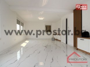 Višenamjenski poslovni prostor 66 m2 u novogradnji, ul. Hajrudina Šabanije
