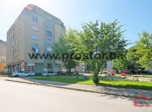 Dvosoban stan odličnog rasporeda u blizini “Hotela Sunce”, Vogošća