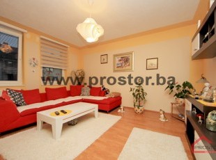 Renovated two-bedroom apartment on the third floor in Dobrinja, Sarajevo - SOLD!
