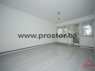 Renovated 2BDR apartment on the ground floor with balcony - PRODANO!